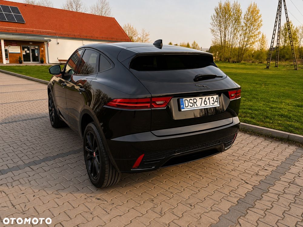 Jaguar E-Pace 2.0 D165 mHEV AWD R-Dynamic SE - 4