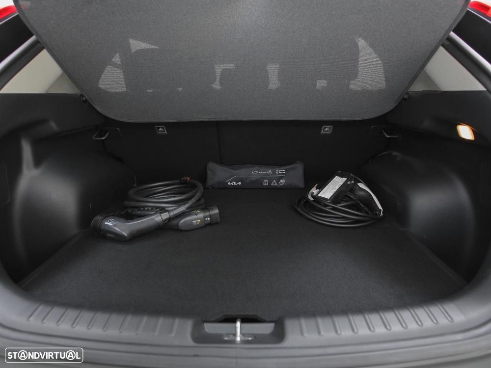 Kia Niro EV 64kWh Tech - 13