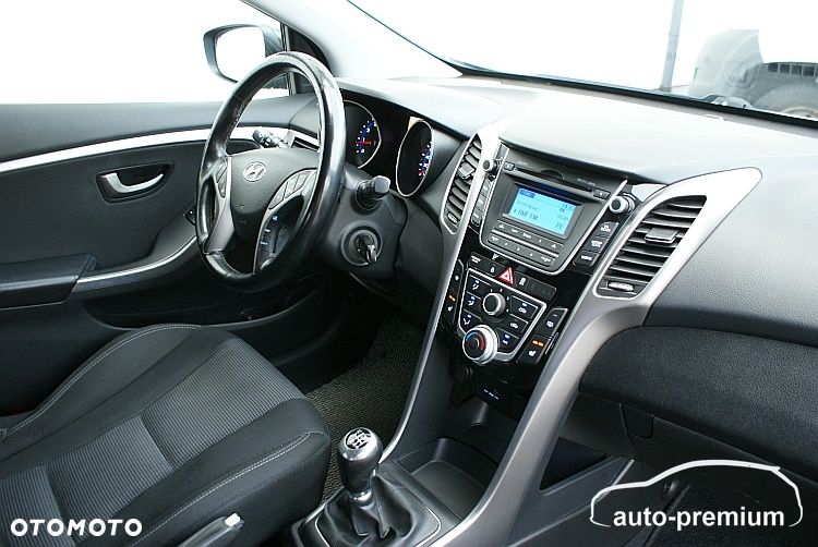 Hyundai i30 1.4 Trend - 8