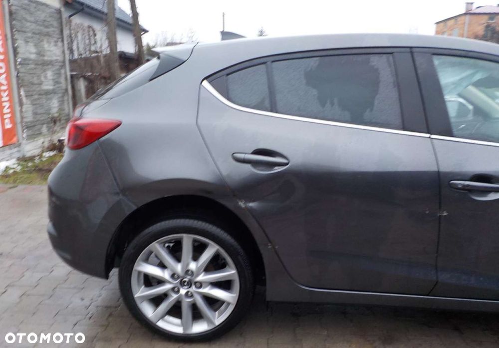 Mazda 3 - 10