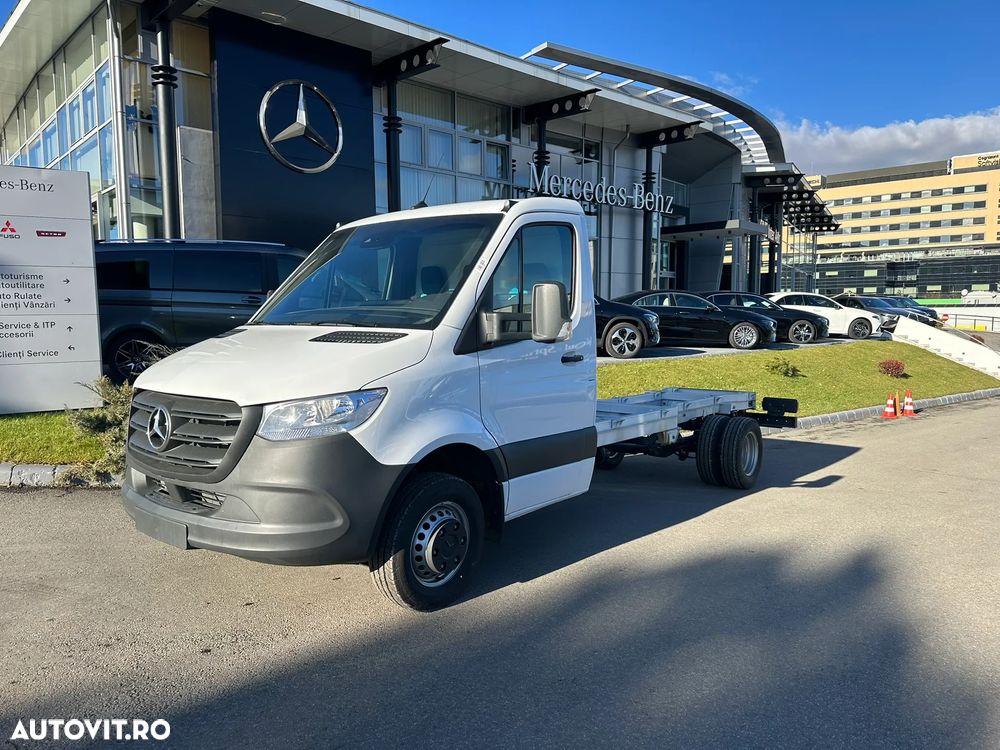 Mercedes-Benz Sprinter 517 CDI CD L2 170 CP RWD 9AT - 2
