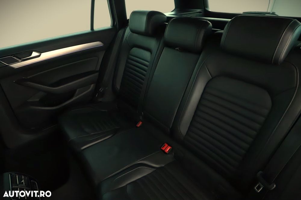 Volkswagen Passat - 14