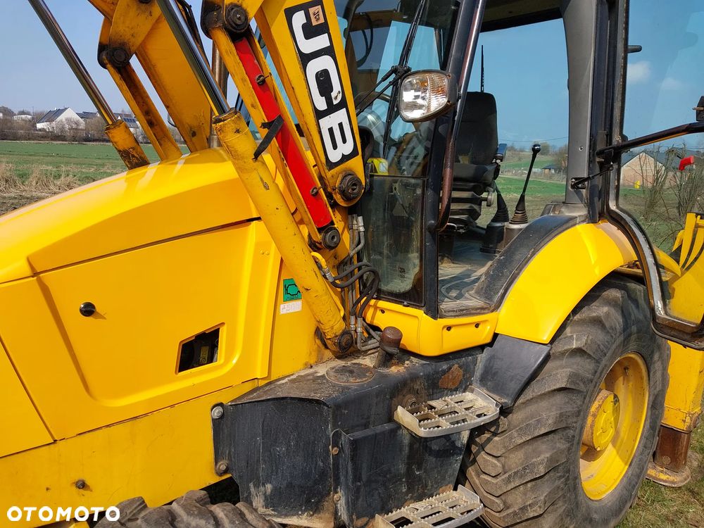 JCB 3CX - 4