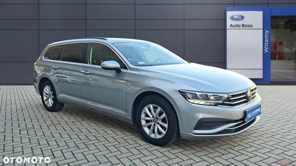 Volkswagen Passat 2.0 TDI EVO Business DSG - 2