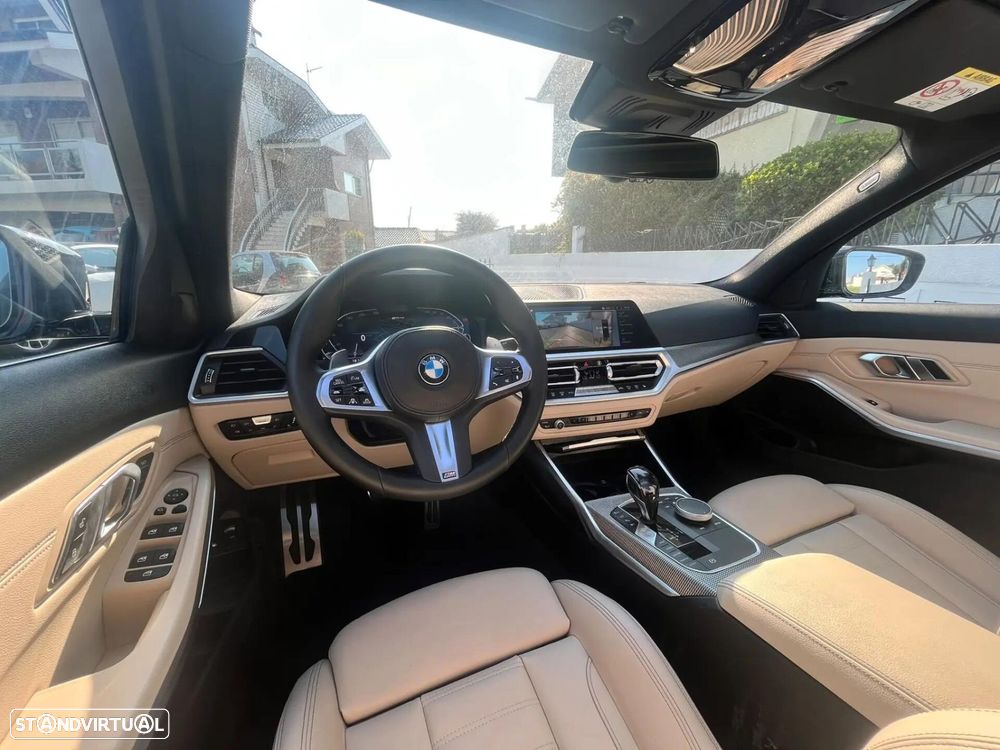 BMW 330 e Pack Desportivo M Auto - 25