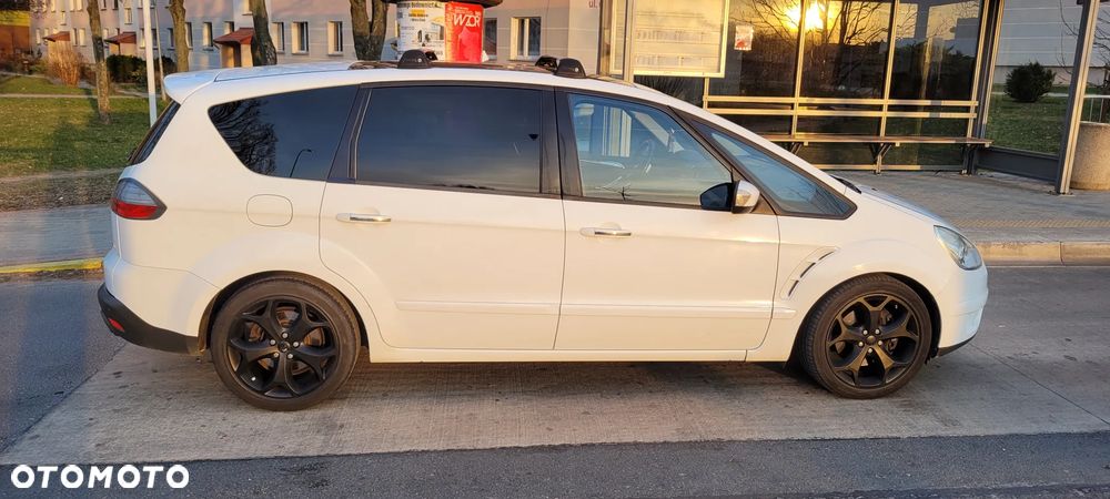 Ford S-Max 2.5 Titanium - 2