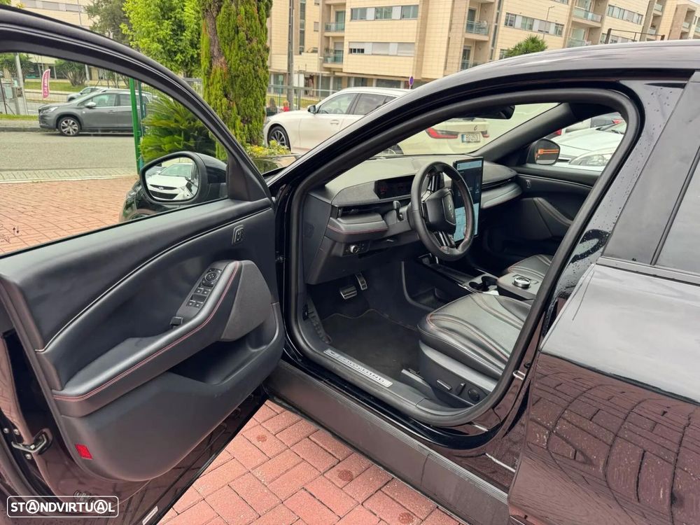 Ford Mustang Mach-E AWD PREMIUM - 7