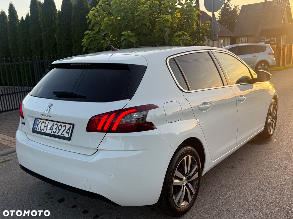 Peugeot 308 1.2 PureTech Allure S&S - 27