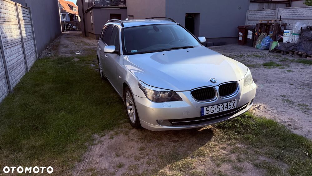 BMW Seria 5 520i - 2