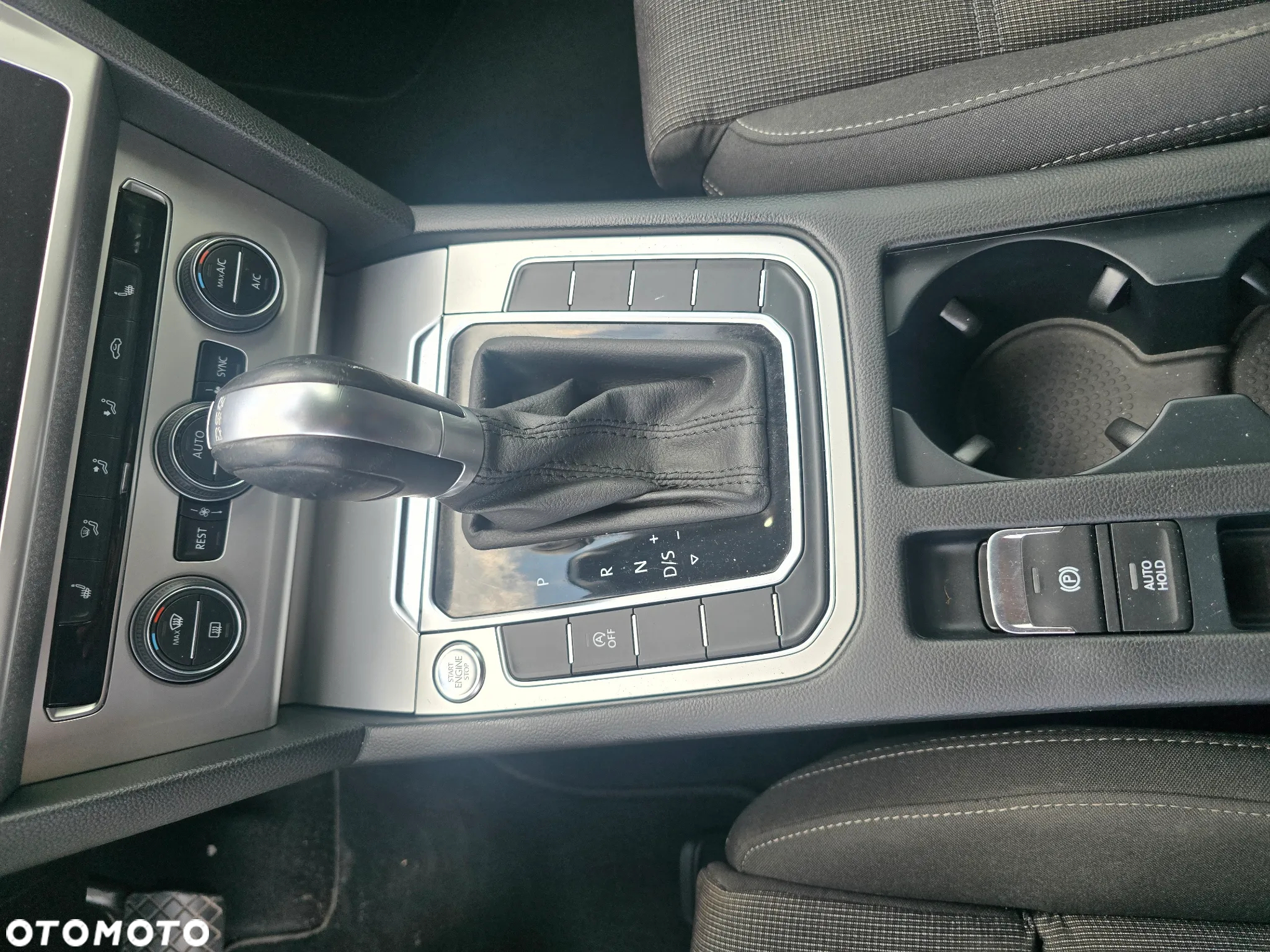 Volkswagen Passat 2.0 TDI BMT Comfortline DSG - 13