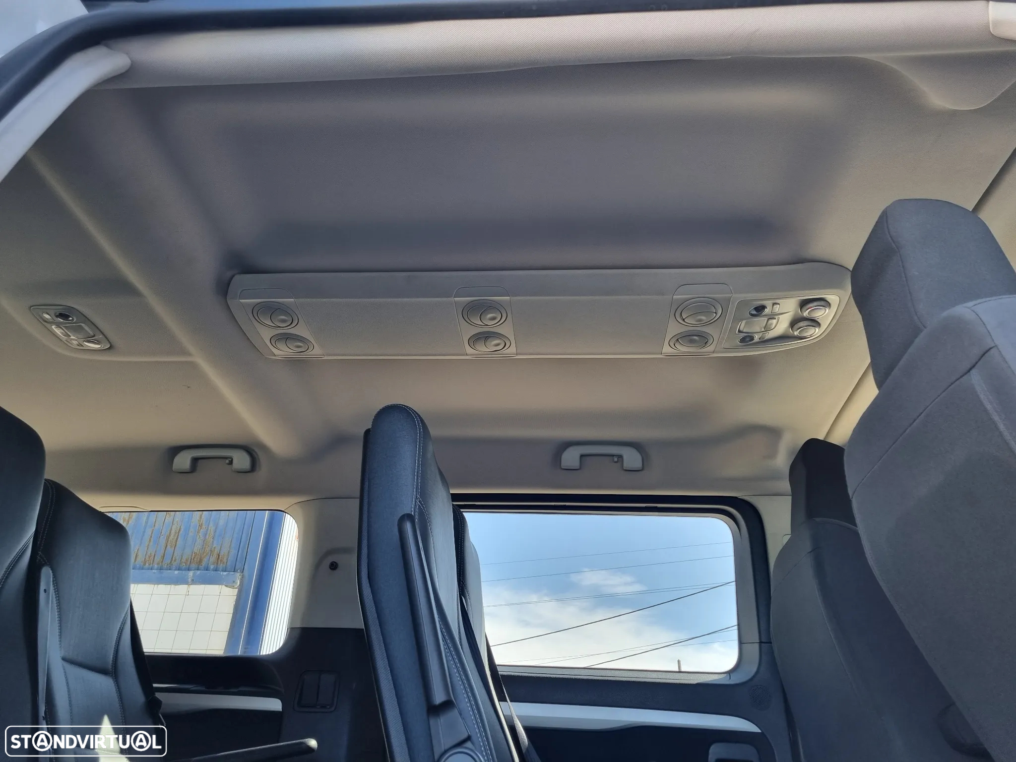 Toyota Proace Verso 1.5 D-4D L3 1.2T Comfort 9L Transporte Crianças - 19