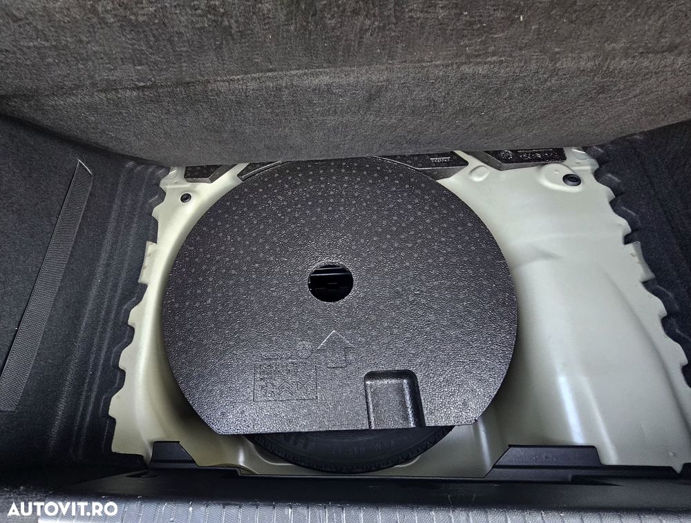 Peugeot 208 PureTech 100 EAT8 Active - 20