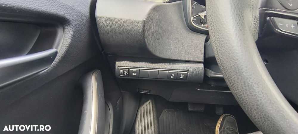 Toyota Corolla 1.8 HSD Business - 10