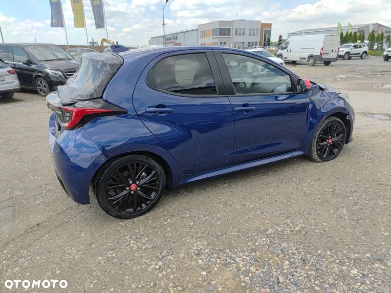 Toyota Yaris - 9