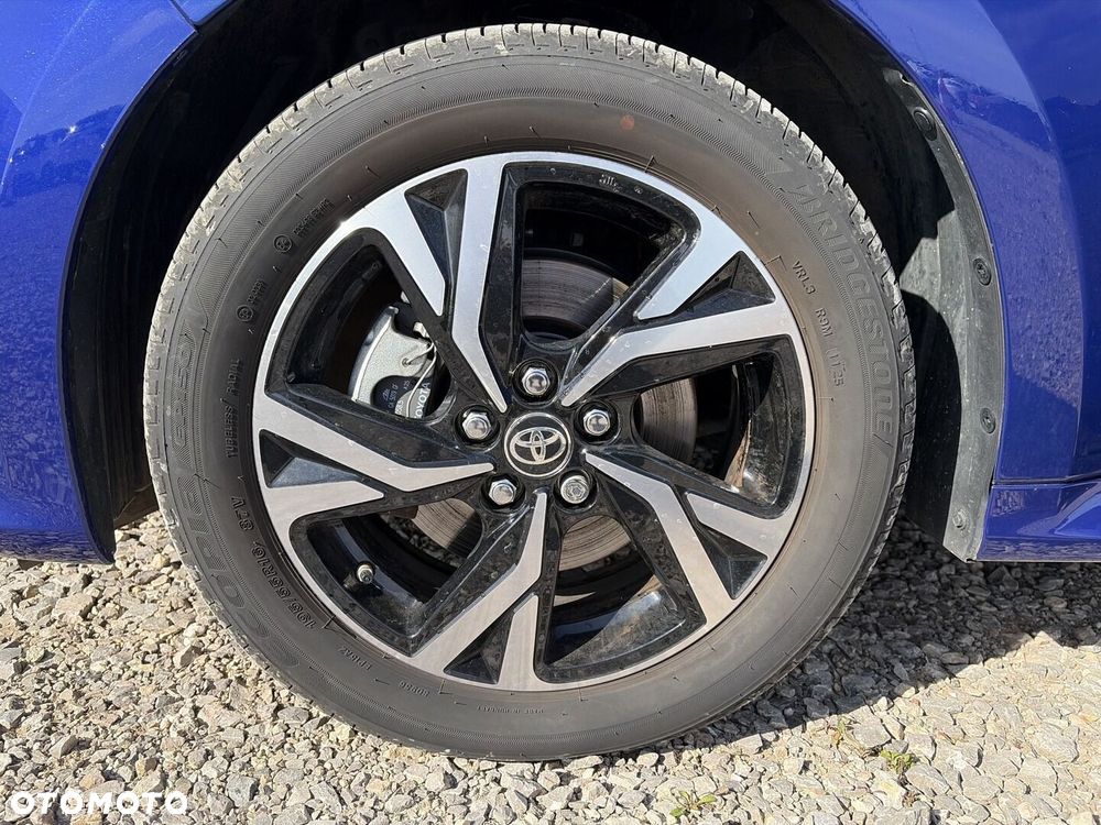 Toyota Yaris Hybrid 1.5 Style - 17