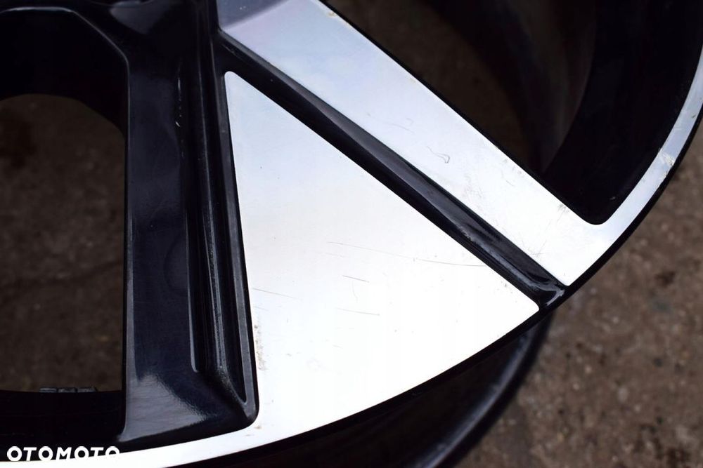 VOLVO 19 XC40 II Nowy Model Oryginał - 2