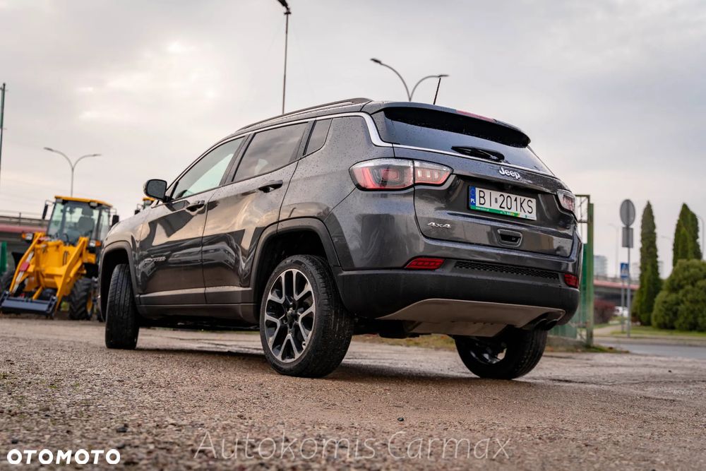 Jeep Compass - 11