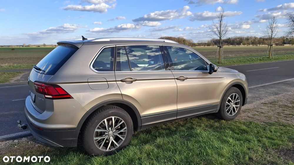 Volkswagen Tiguan 2.0 TDI SCR (BlueMotion Technology) Comfortline - 11