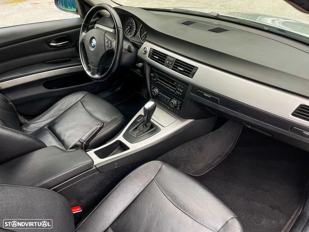 BMW 320 dA Touring - 6