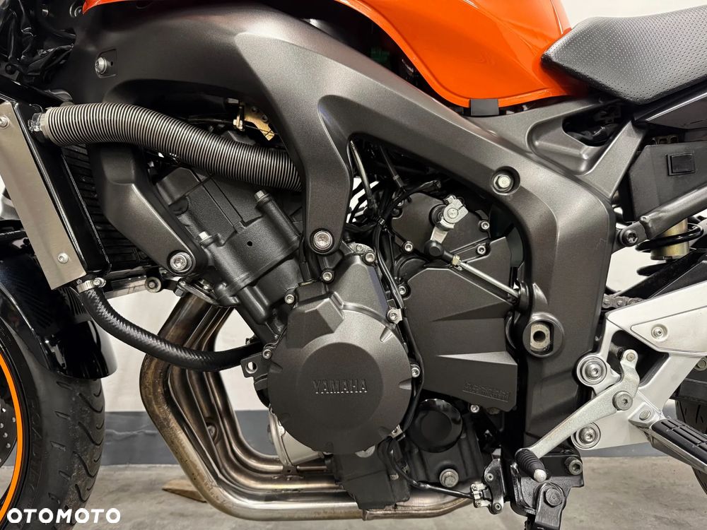 Yamaha FZ6 - 10