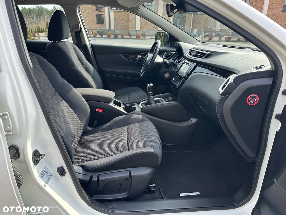 Nissan Qashqai 1.2 DIG-T Tekna - 24