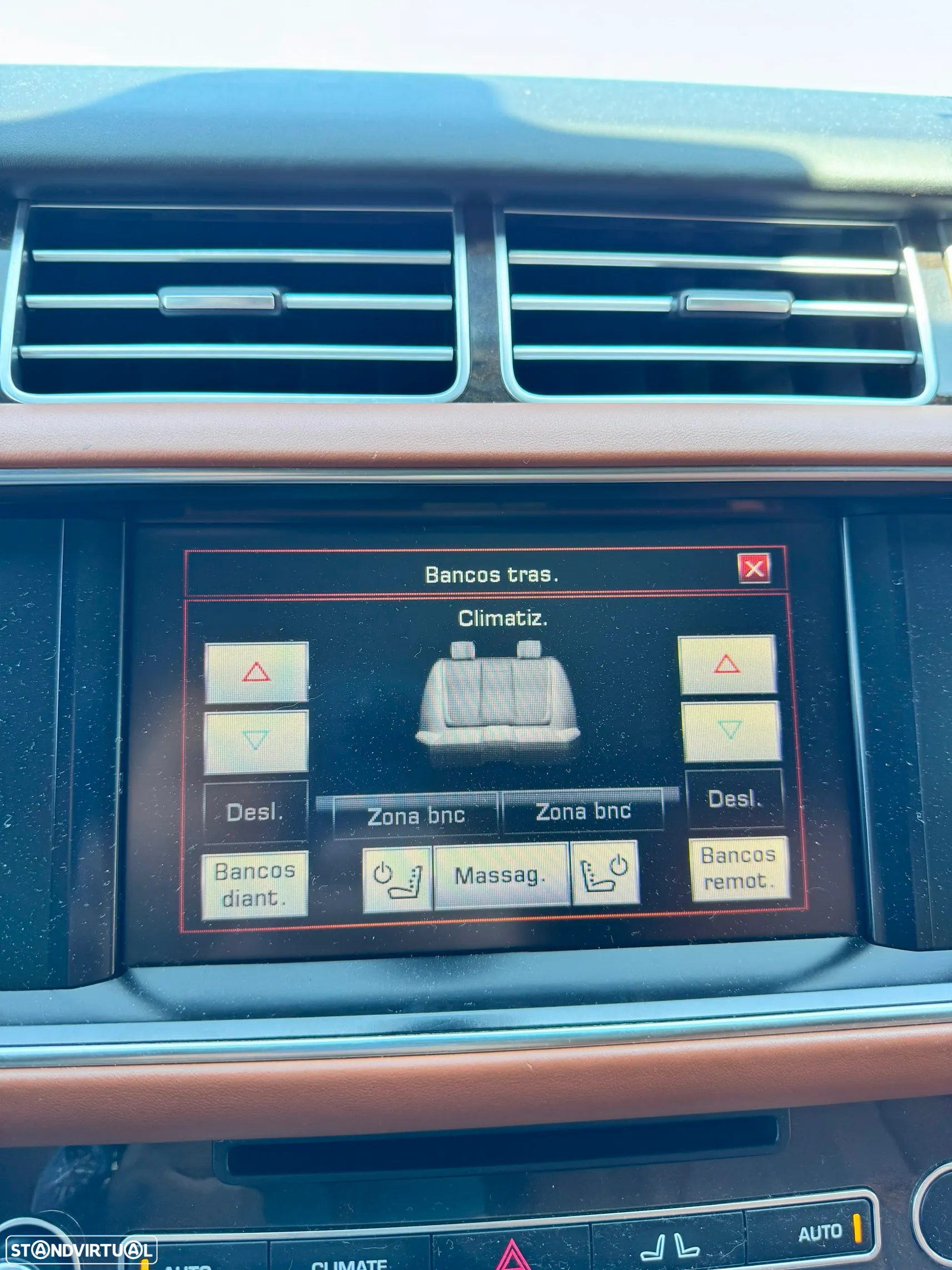 Land Rover Range Rover 4.4 SDV8 Autobiography - 12