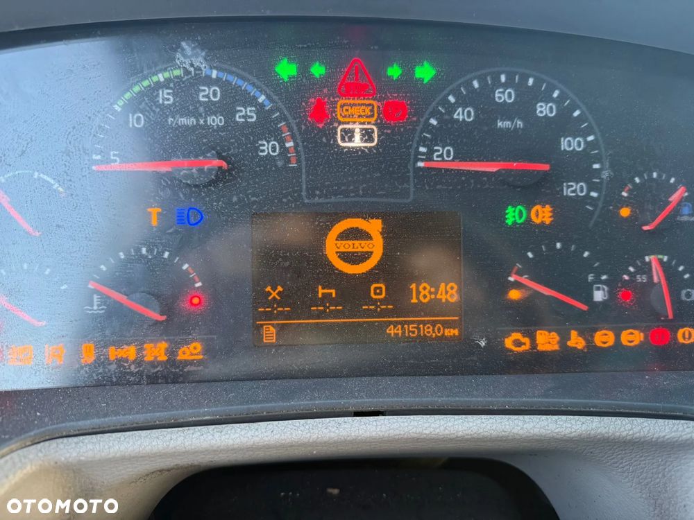Volvo FL250 Chłodnia Izoterma Kontener - 12