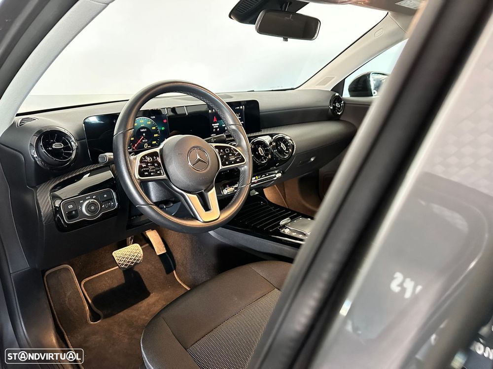 Mercedes-Benz A 180 7G-DCT Edition 2021 - 14