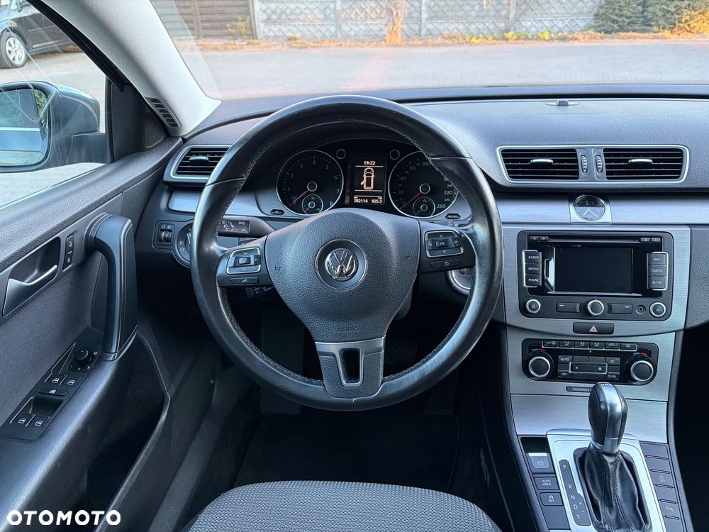 Volkswagen Passat 1.4 TSI DSG BlueMotion Technology Comfortline - 28