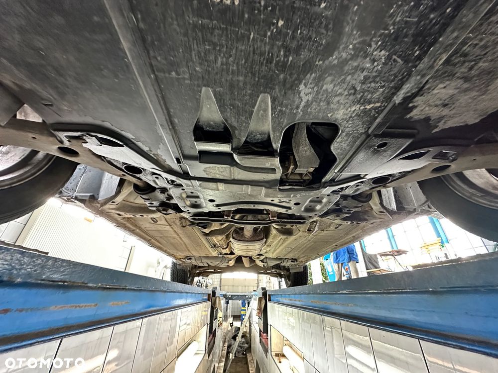 Ford Kuga 2.0 TDCi 2x4 Trend - 31