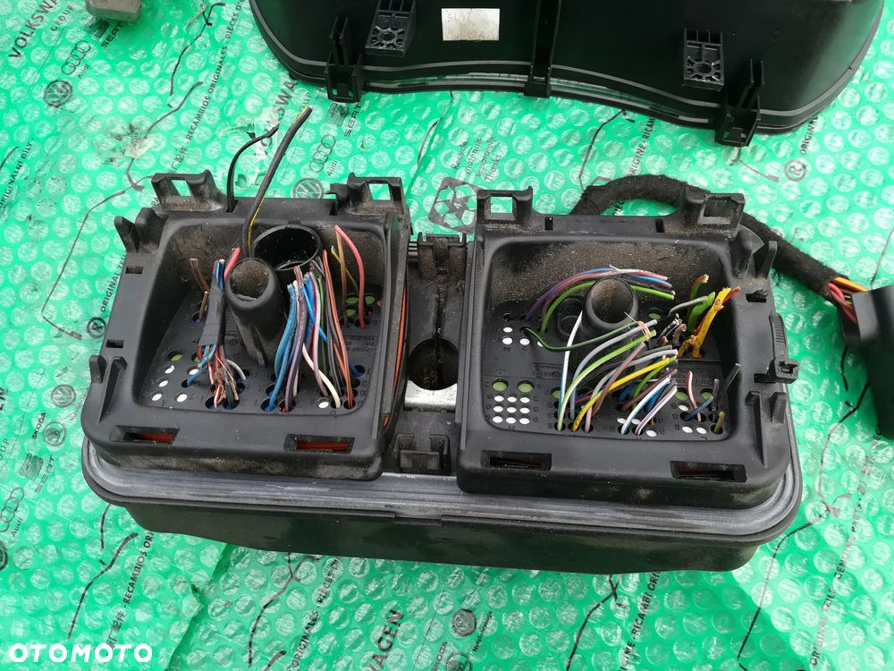ELEKTRONIKA VOLKSWAGEN POLO 9N - 37