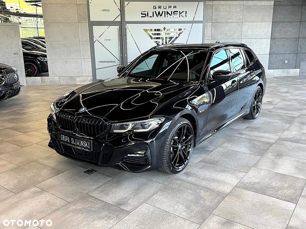 BMW Seria 3 330e xDrive M Sport sport - 2