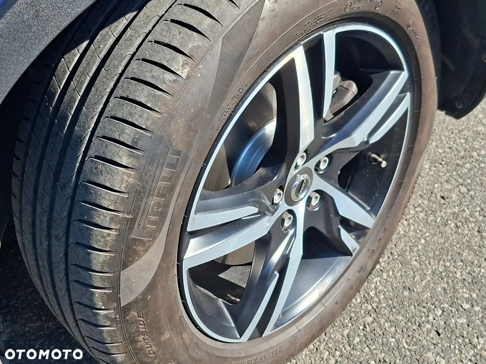 Volvo XC 40 T4 R-Design - 40