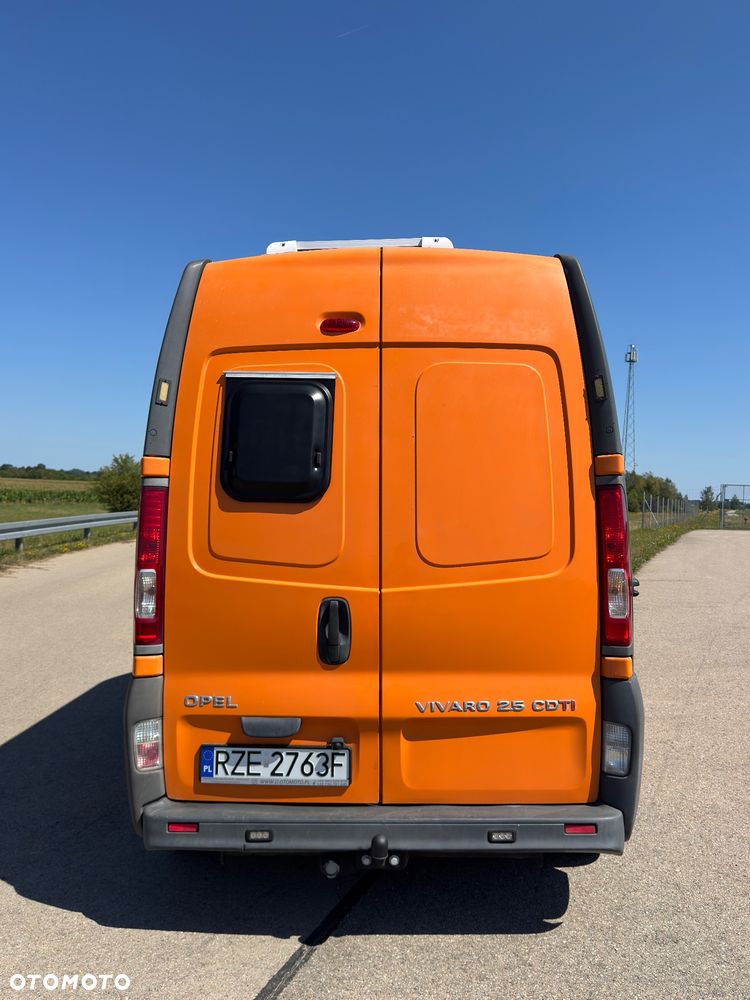Opel Vivaro - 6