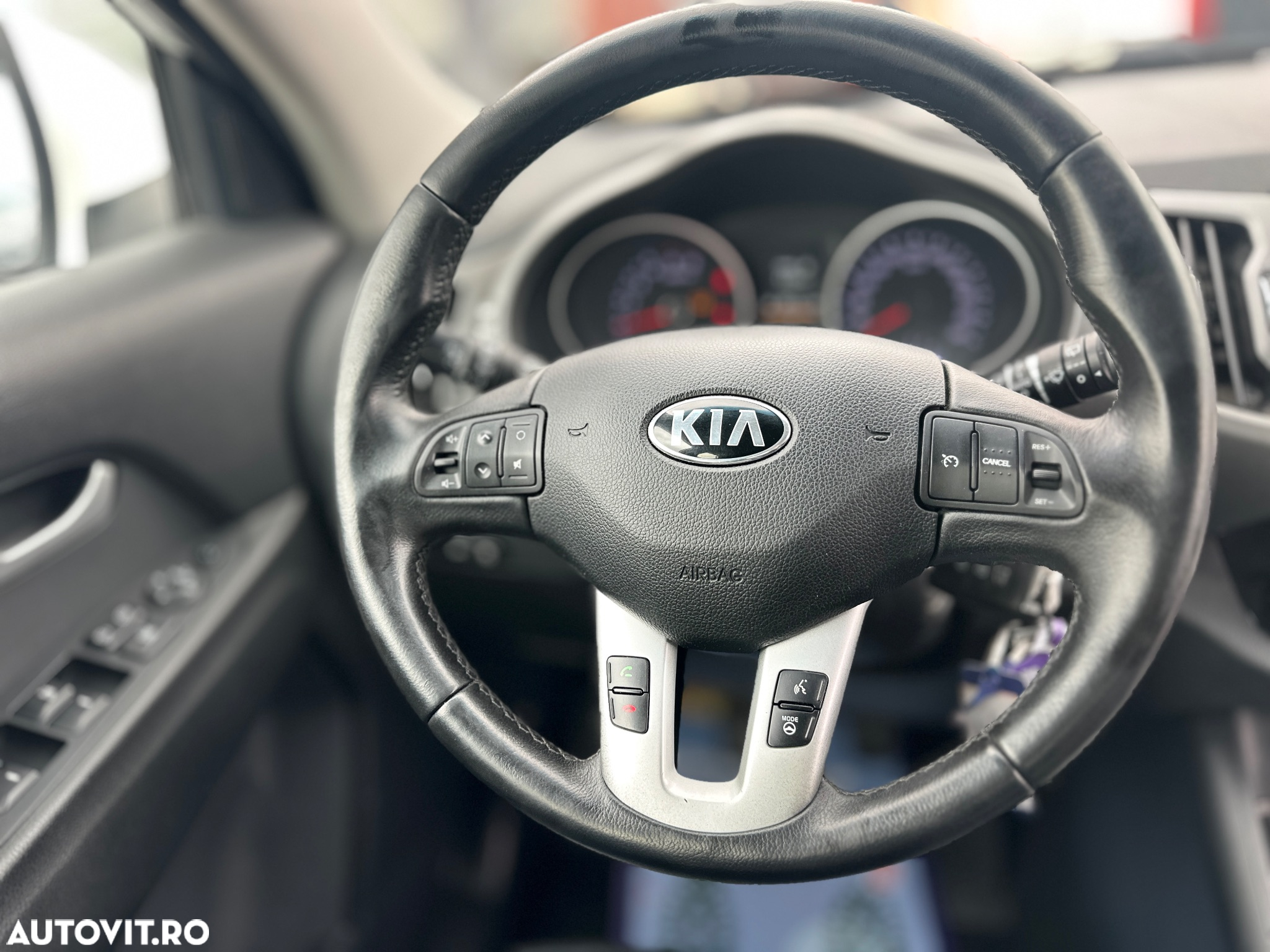 Kia Sportage 1.7 CRDI 2WD Attract - 11