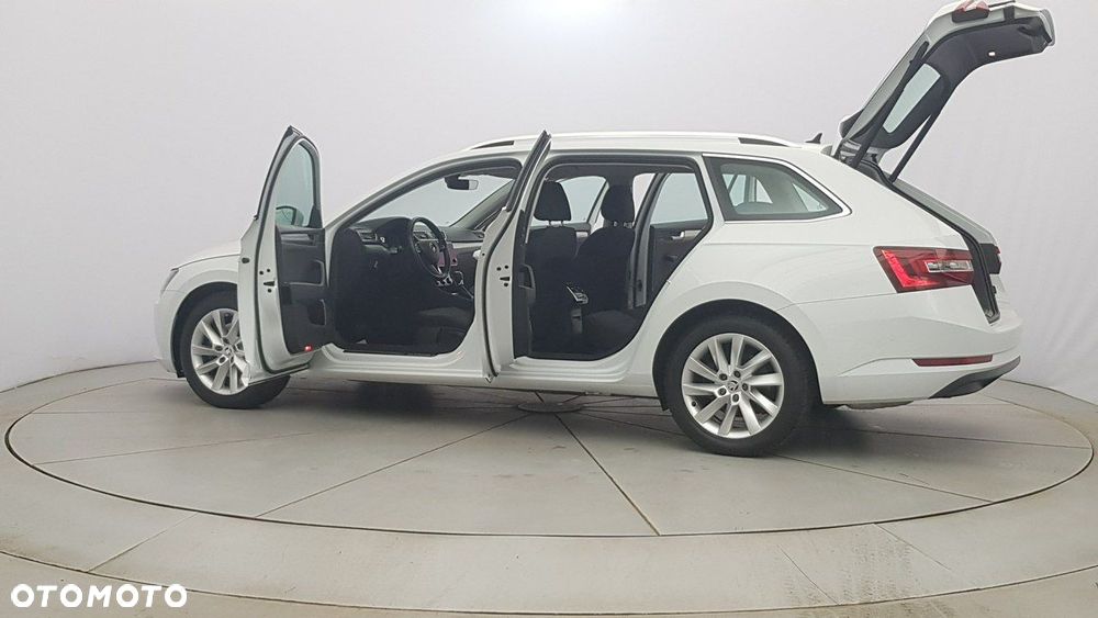 Skoda Superb - 11