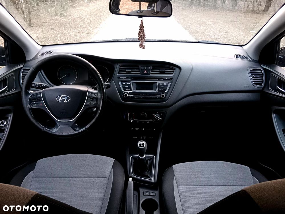Hyundai i20 - 8