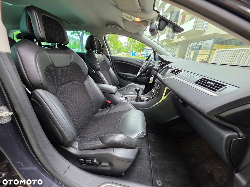 Citroën C5 2.0 HDi Exclusive - 32
