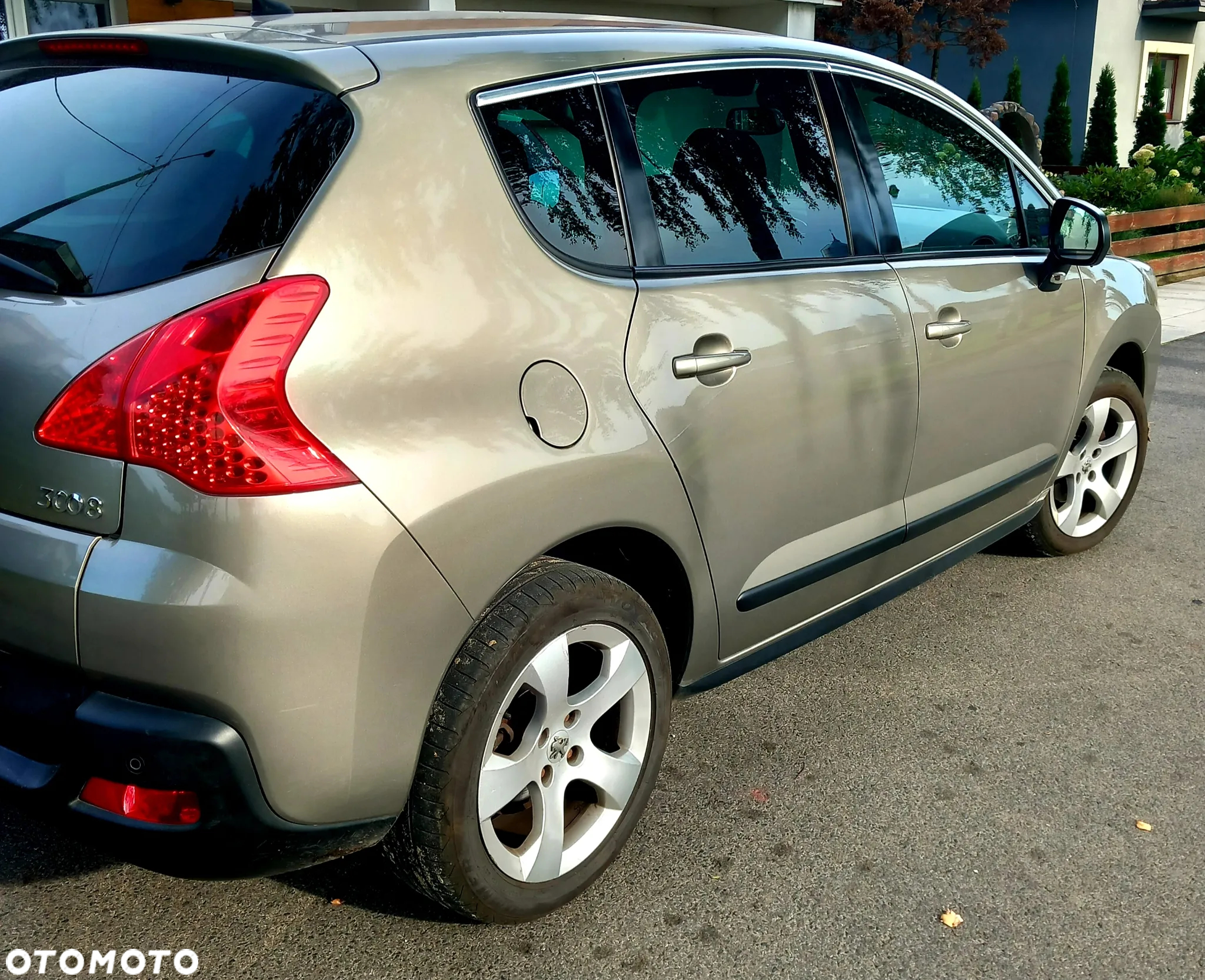 Peugeot 3008 1.6 HDi Premium - 2