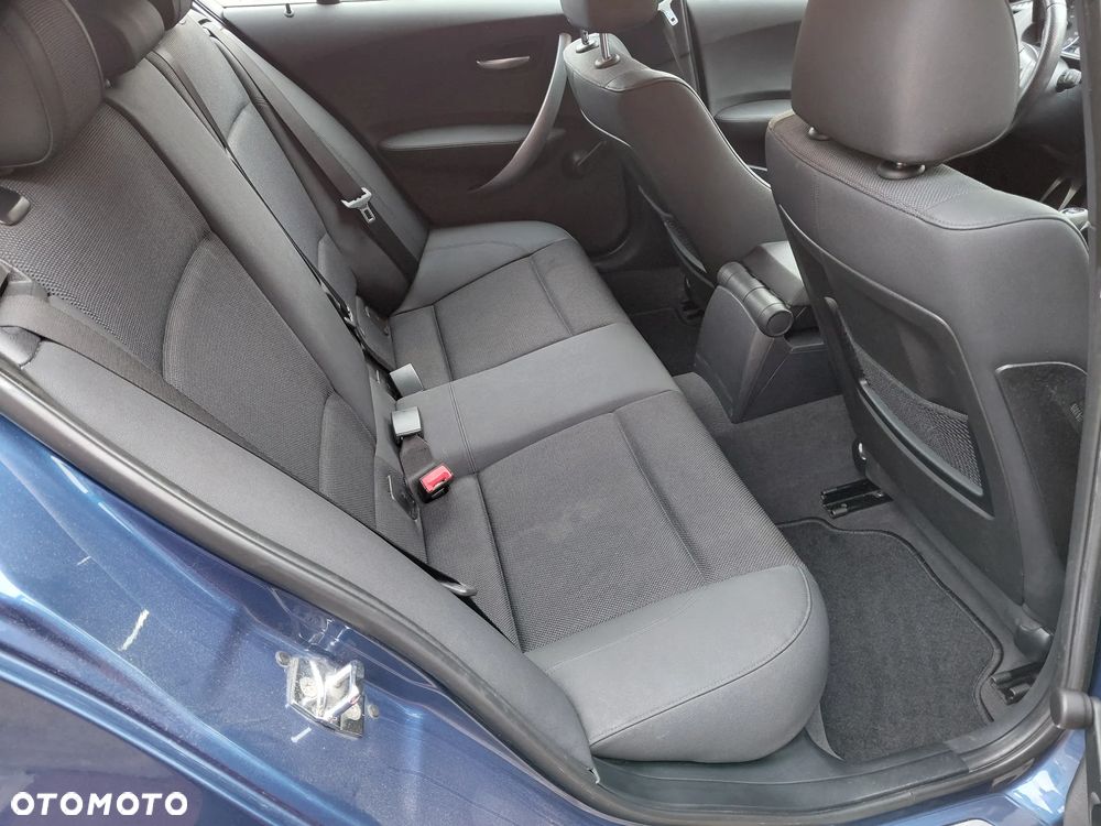 BMW Seria 1 - 10