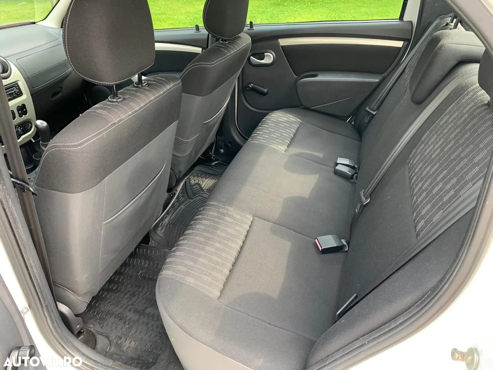 Dacia Logan MCV 1.5 dCi Ambiance - 11