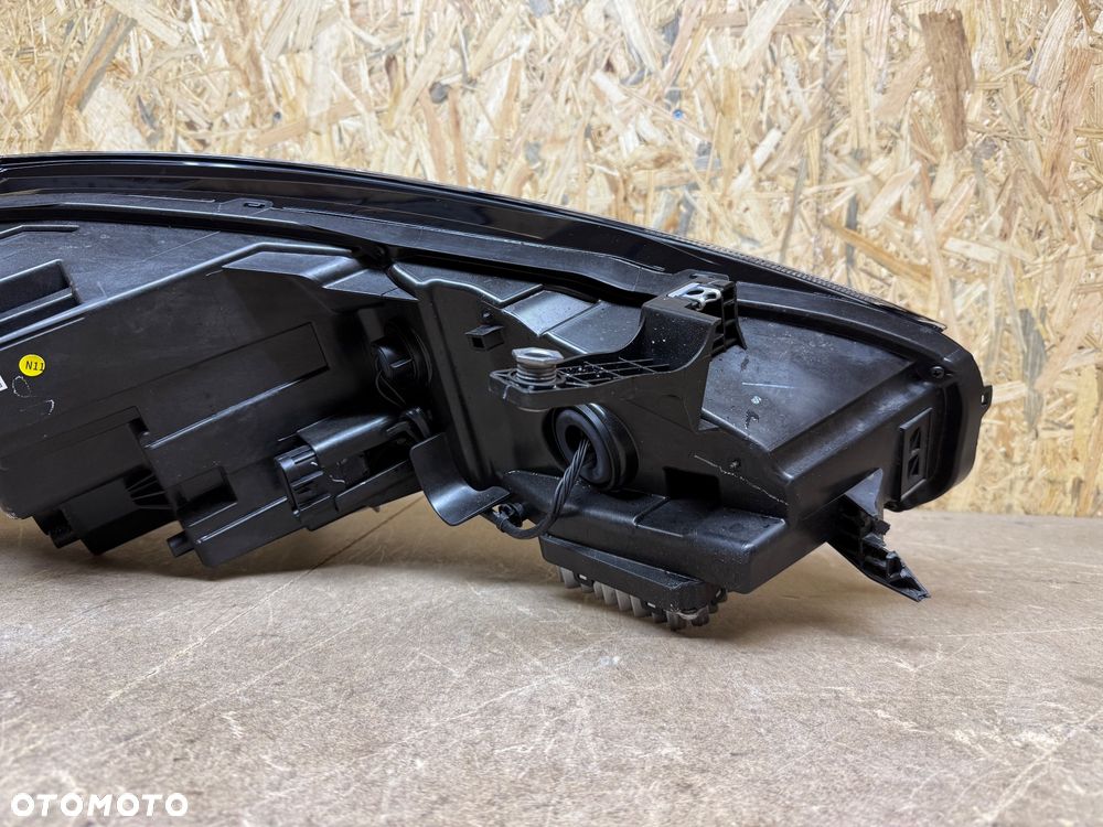 LAMPA LEWA PRZÓD LED MG 4 MULAN SAIC VISION 10976802 100-40179 11505836 - 13