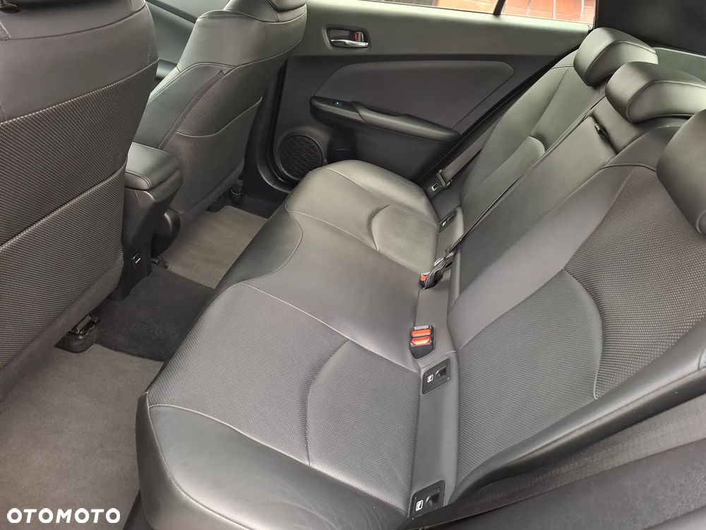 Toyota Prius 1.8 Hybrid Prestige - 14
