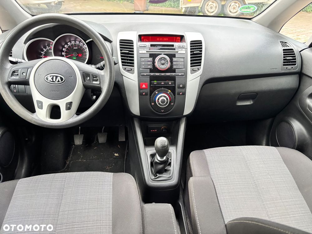 Kia Venga 1.4 CRDi 90 Edition 7 - 10