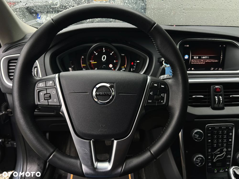 Volvo V40 Cross Country D2 Drive-E Base - 23