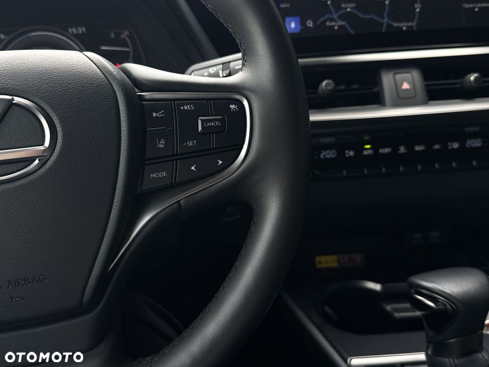 Lexus UX 250h GPF F Sport Design 2WD - 15