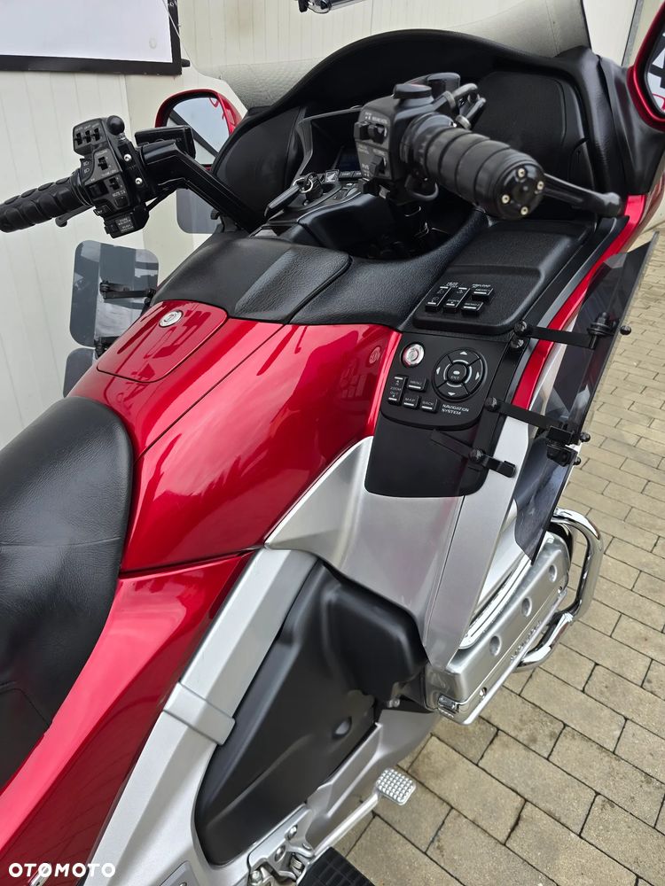 Honda GL - 5