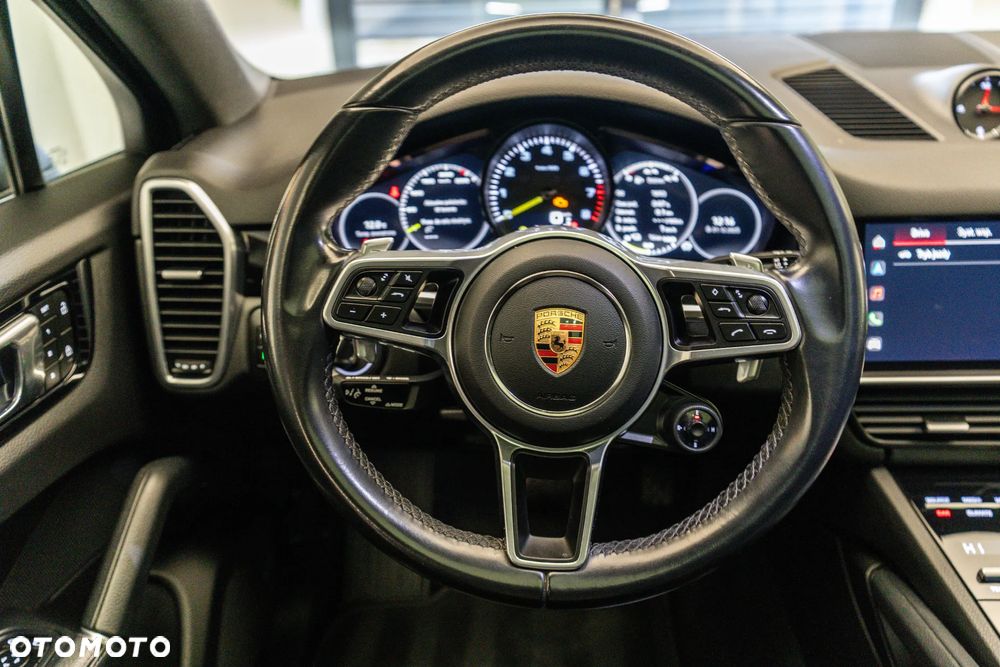 Porsche Cayenne Platinum Edition - 29