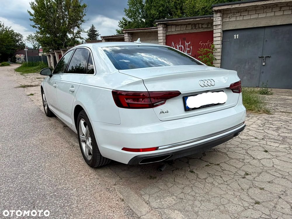 Audi A4 Limousine 2.0 TFSI ultra S tronic design - 4