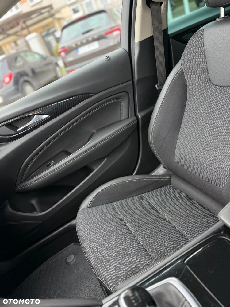 Opel Insignia 1.5 T Innovation S&S Eco - 37